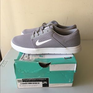 Men Nike SB shoes